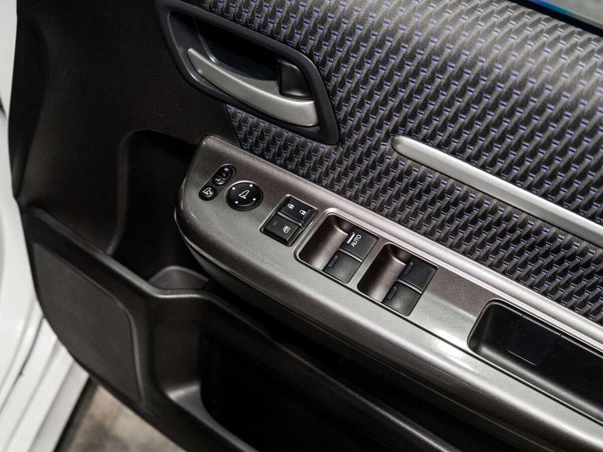 Honda Stepwgn 2016 - фото автомобиля