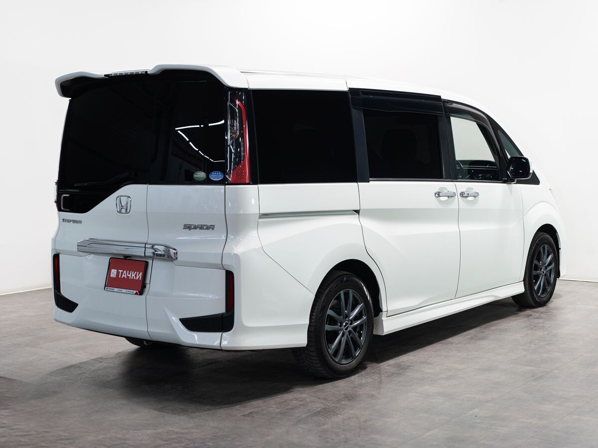 Honda Stepwgn 2016 - фото автомобиля
