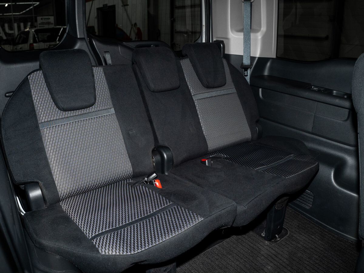 Honda Stepwgn 2016 - фото автомобиля