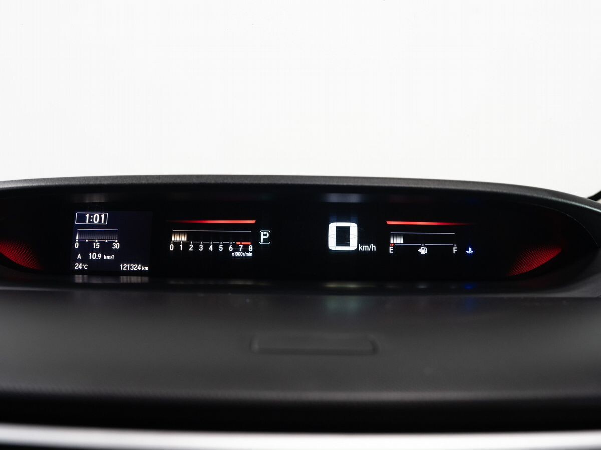 Honda Stepwgn 2019 - фото автомобиля