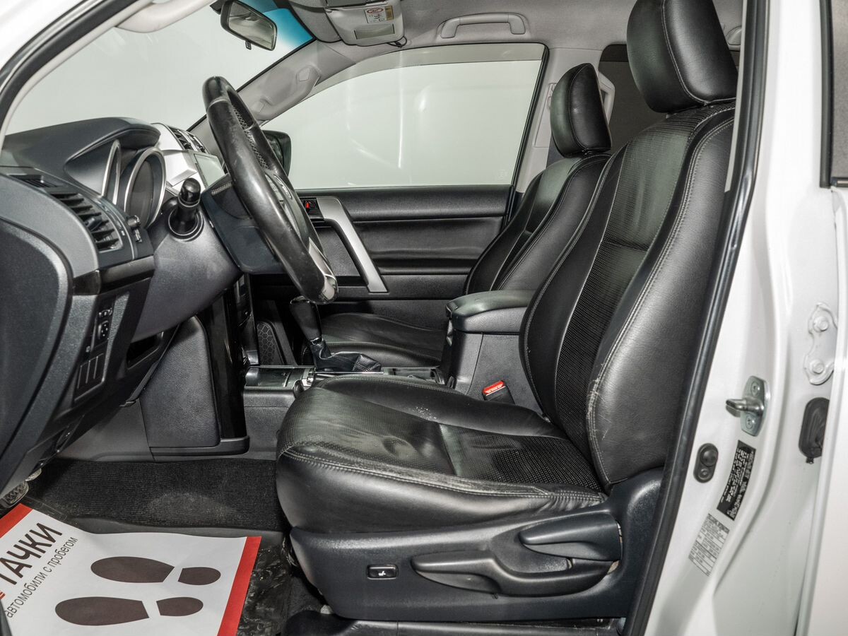Toyota Land Cruiser Prado 2014 - фото автомобиля