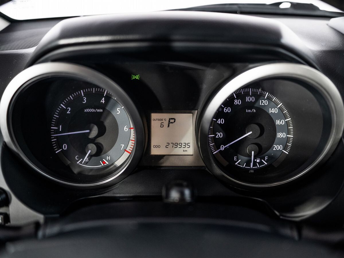 Toyota Land Cruiser Prado 2014 - фото автомобиля