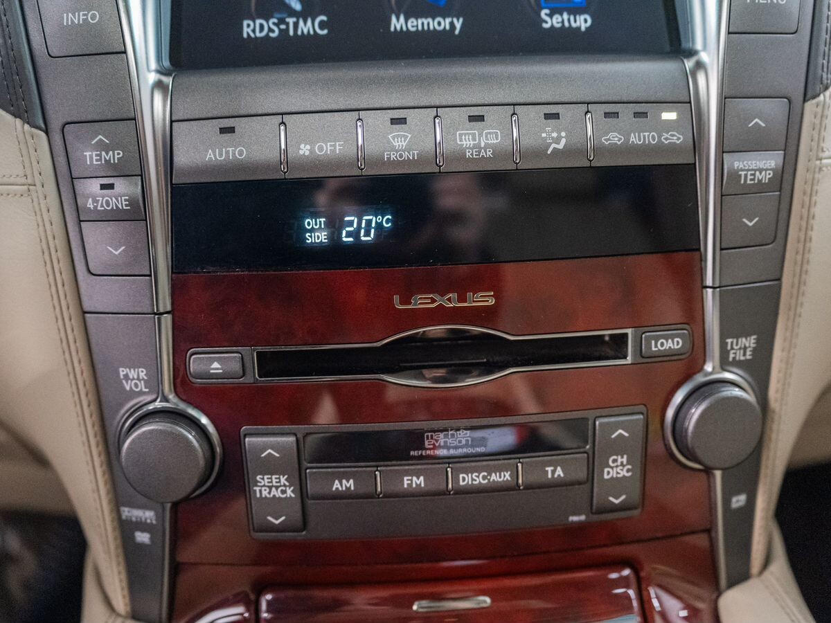 Lexus LS600hL 2008 - фото автомобиля