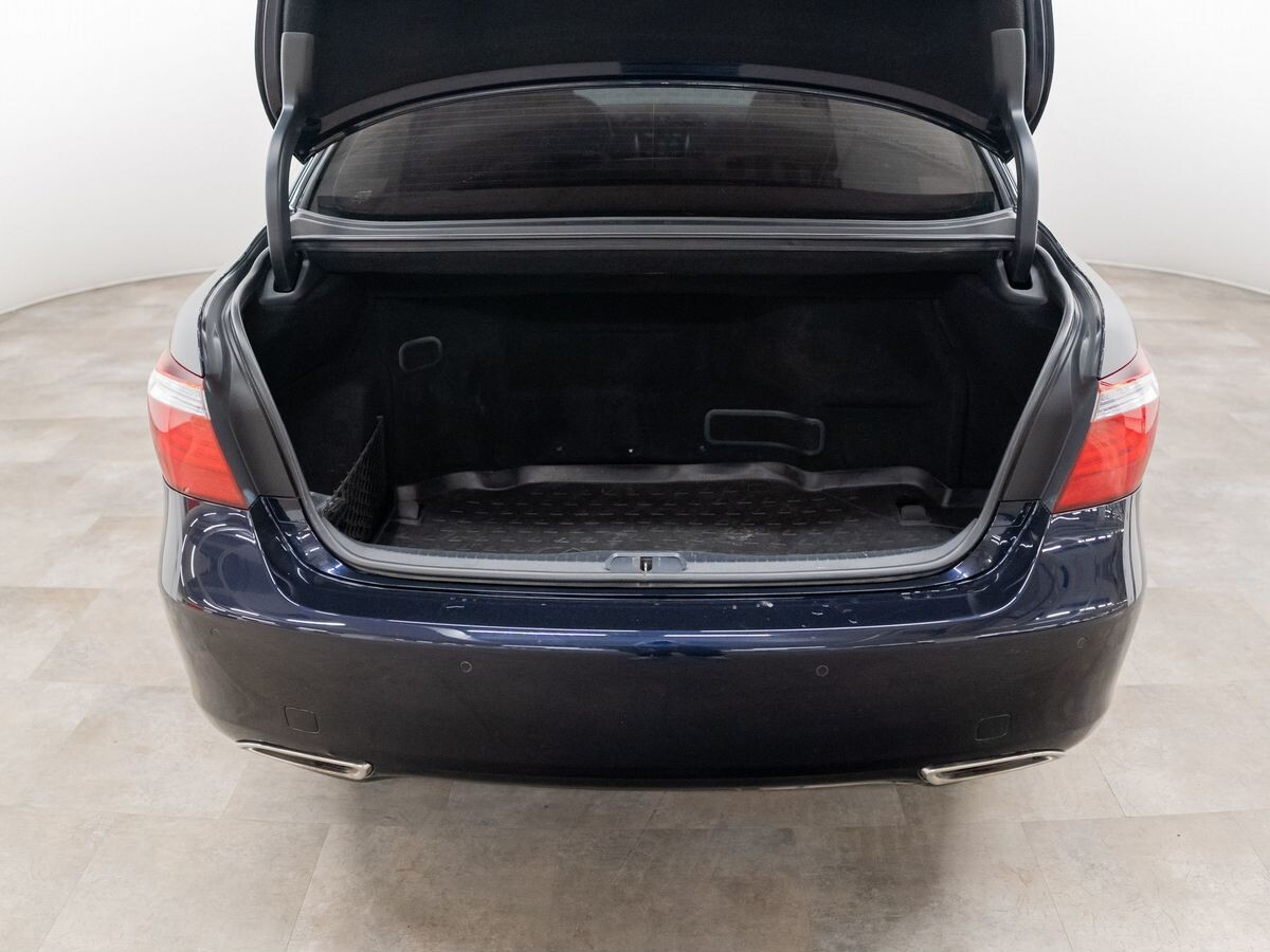 Lexus LS600hL 2008 - фото автомобиля