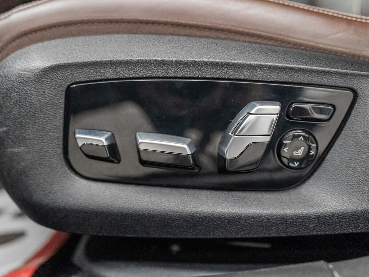 BMW 5-Series 2017 - фото автомобиля