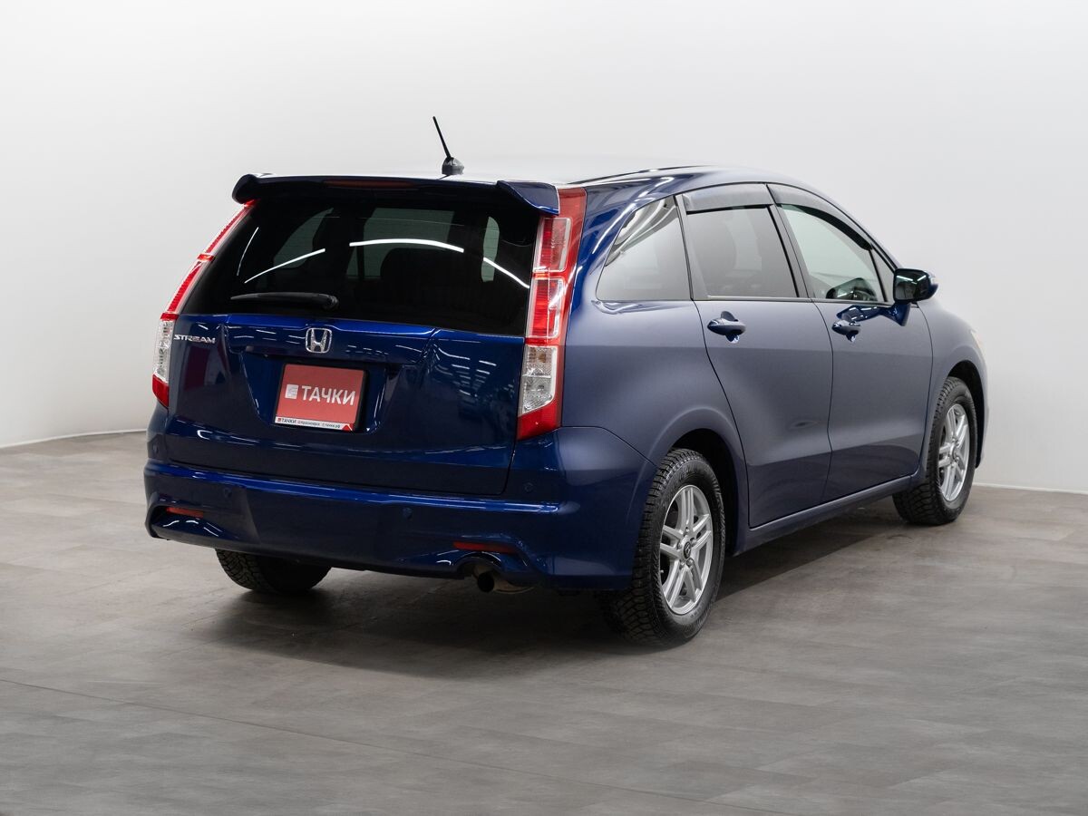 Honda Stream 2009 - фото автомобиля
