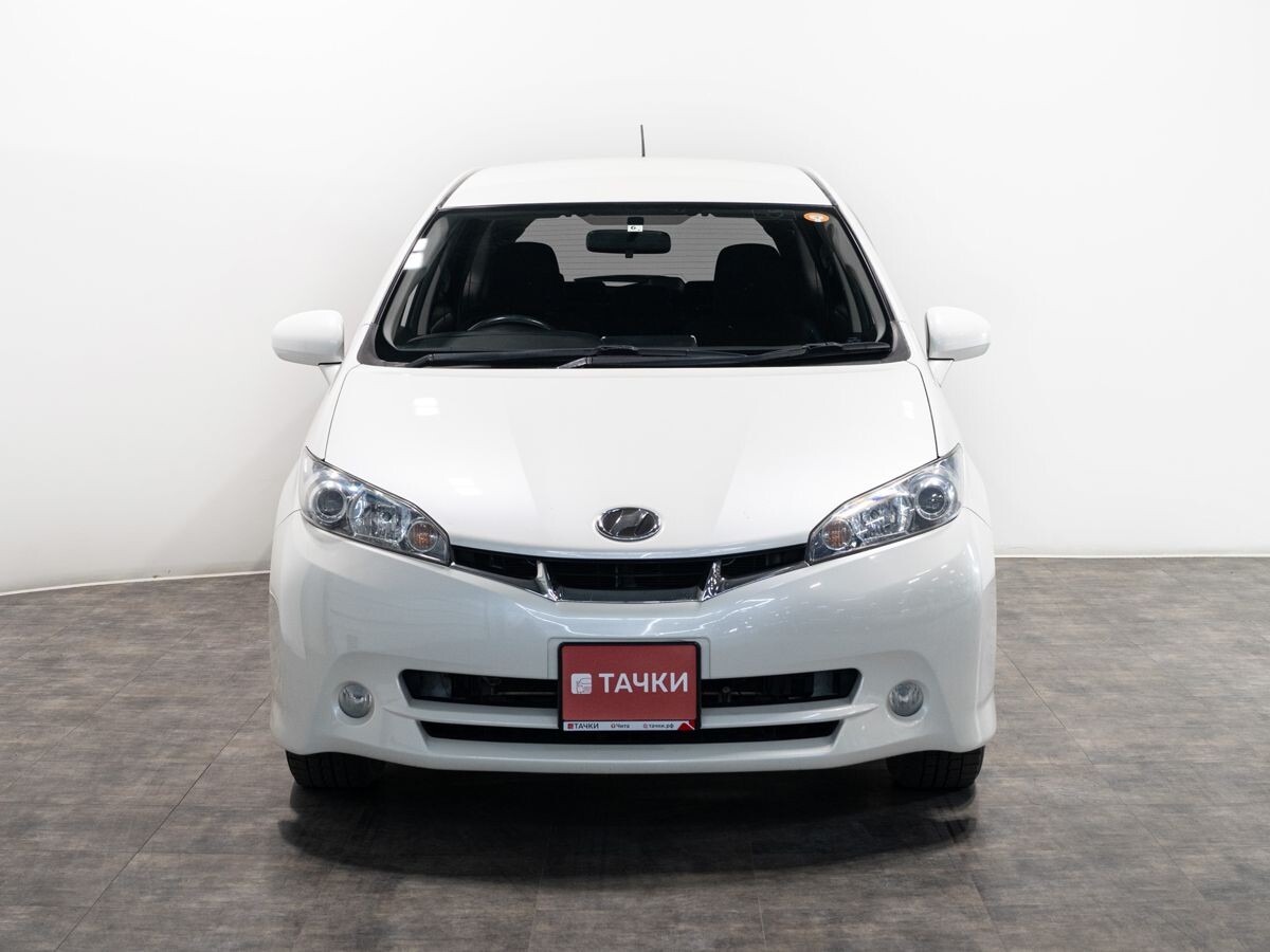 Toyota Wish 2010 - фото автомобиля