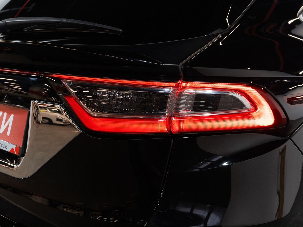 Toyota Harrier 2019 - фото автомобиля