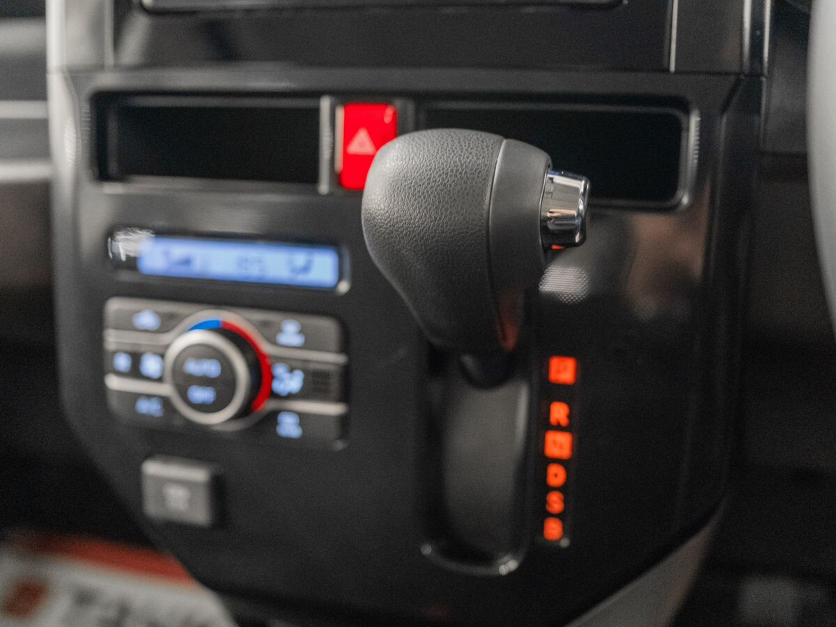 Toyota Roomy 2020 - фото автомобиля