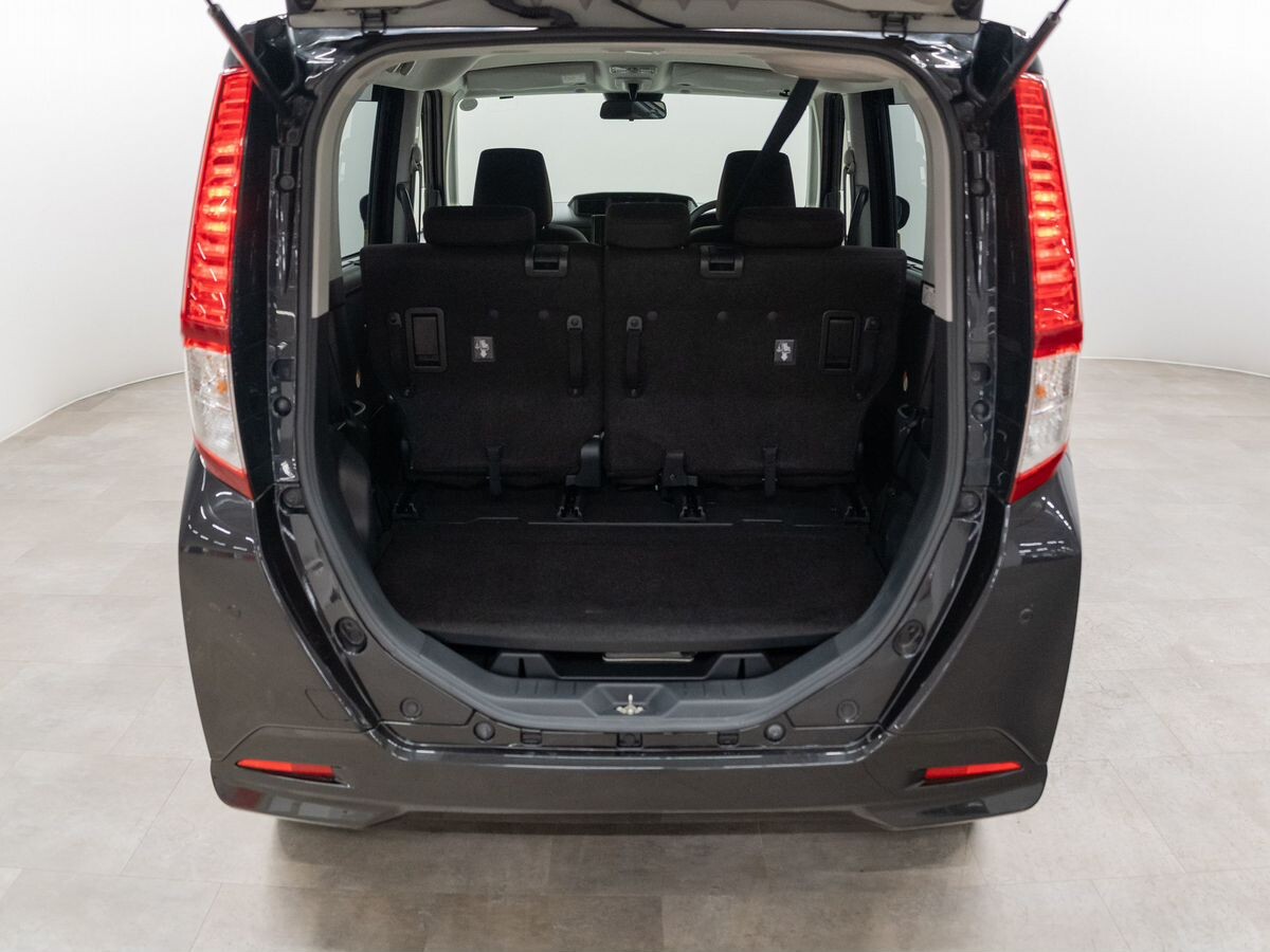 Toyota Roomy 2020 - фото автомобиля