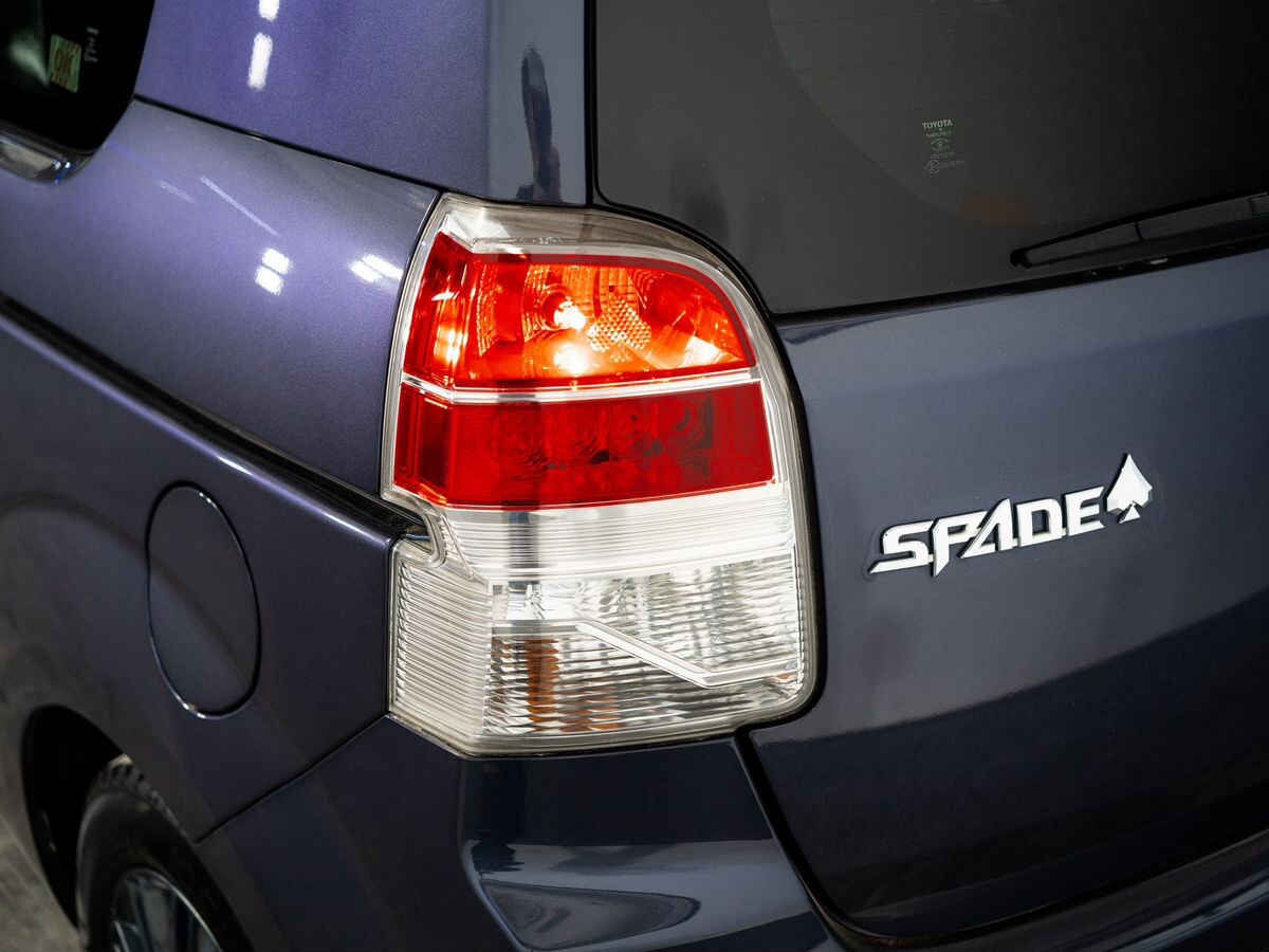 Toyota Spade 2013 - фото автомобиля