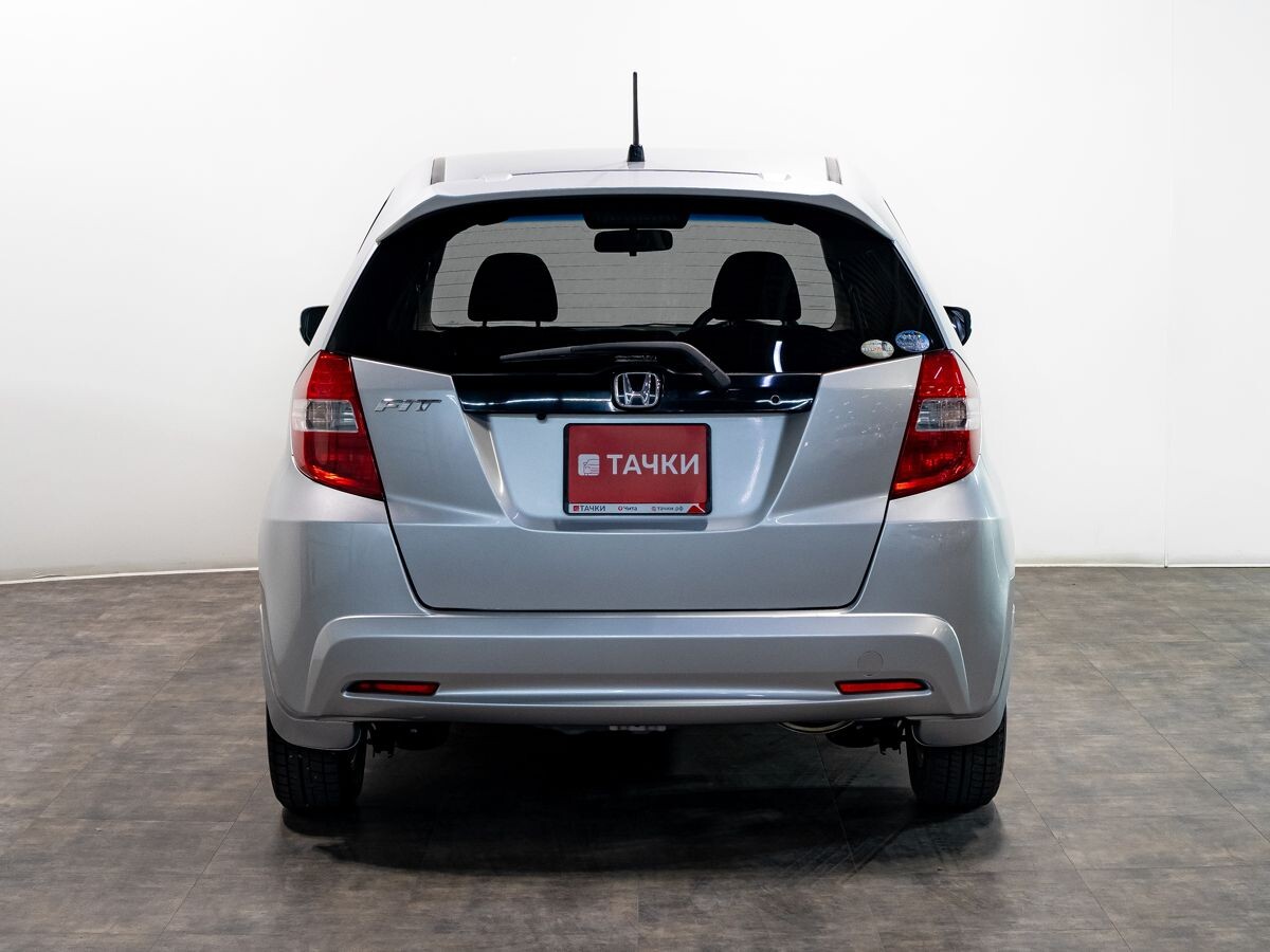 Honda Fit 2012 - фото автомобиля
