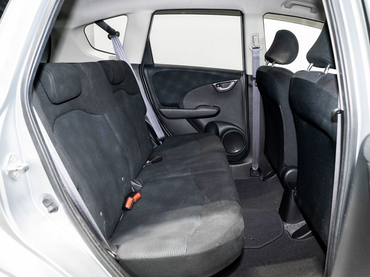 Honda Fit 2012 - фото автомобиля