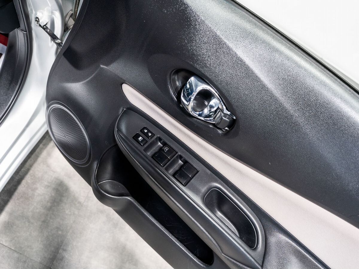 Nissan Note 2018 - фото автомобиля