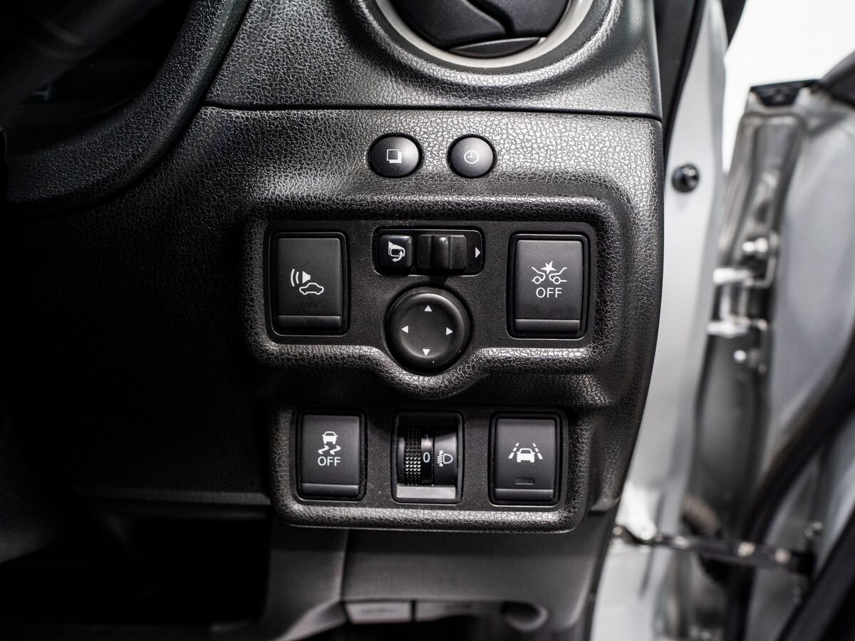 Nissan Note 2018 - фото автомобиля