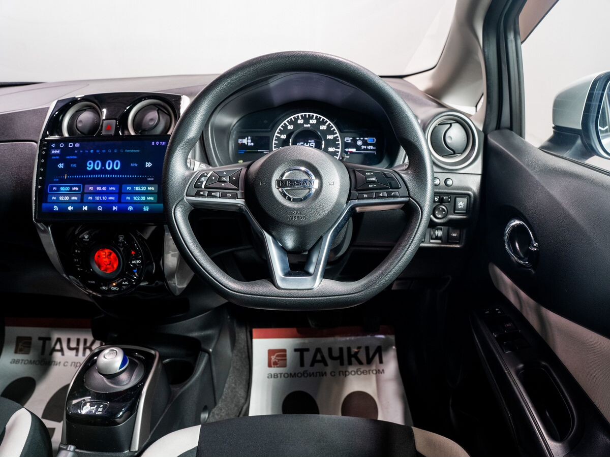 Nissan Note 2018 - фото автомобиля