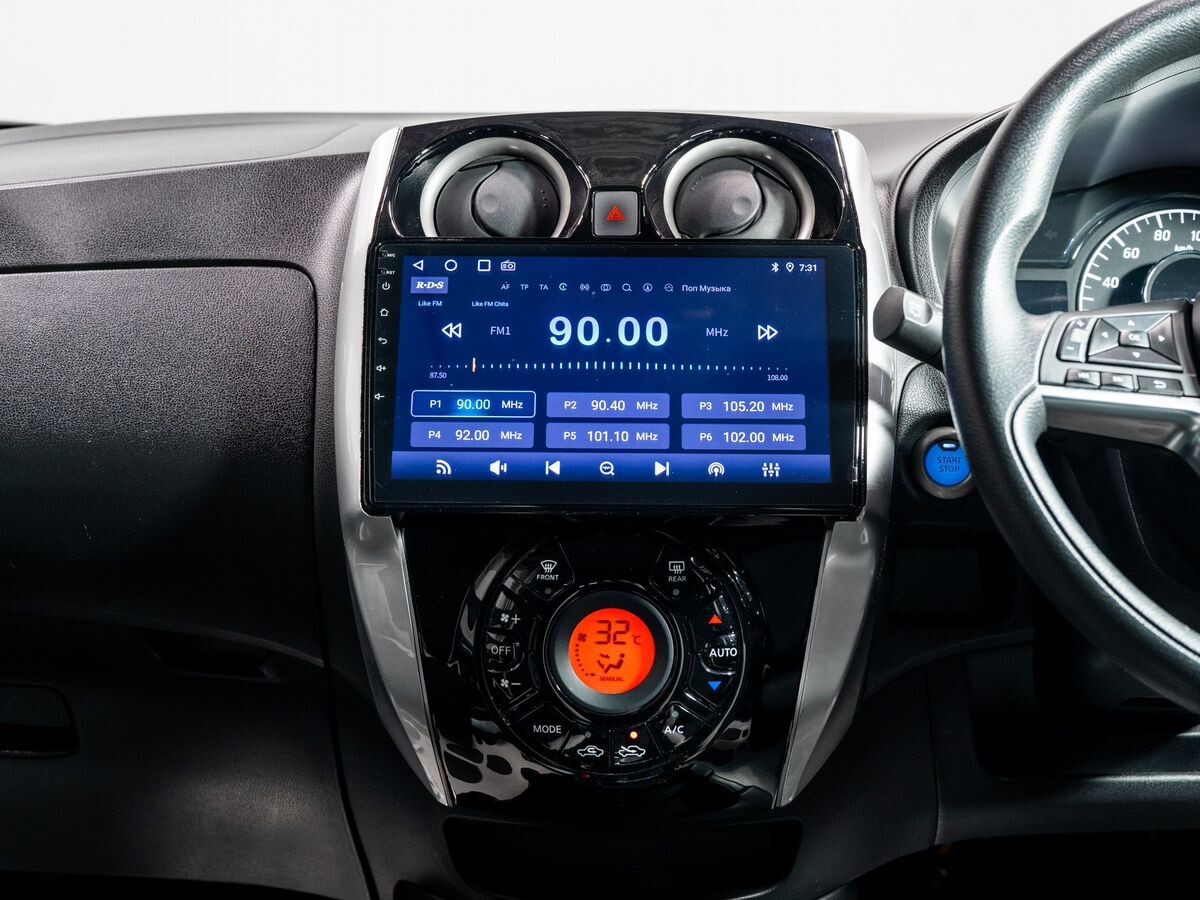 Nissan Note 2018 - фото автомобиля