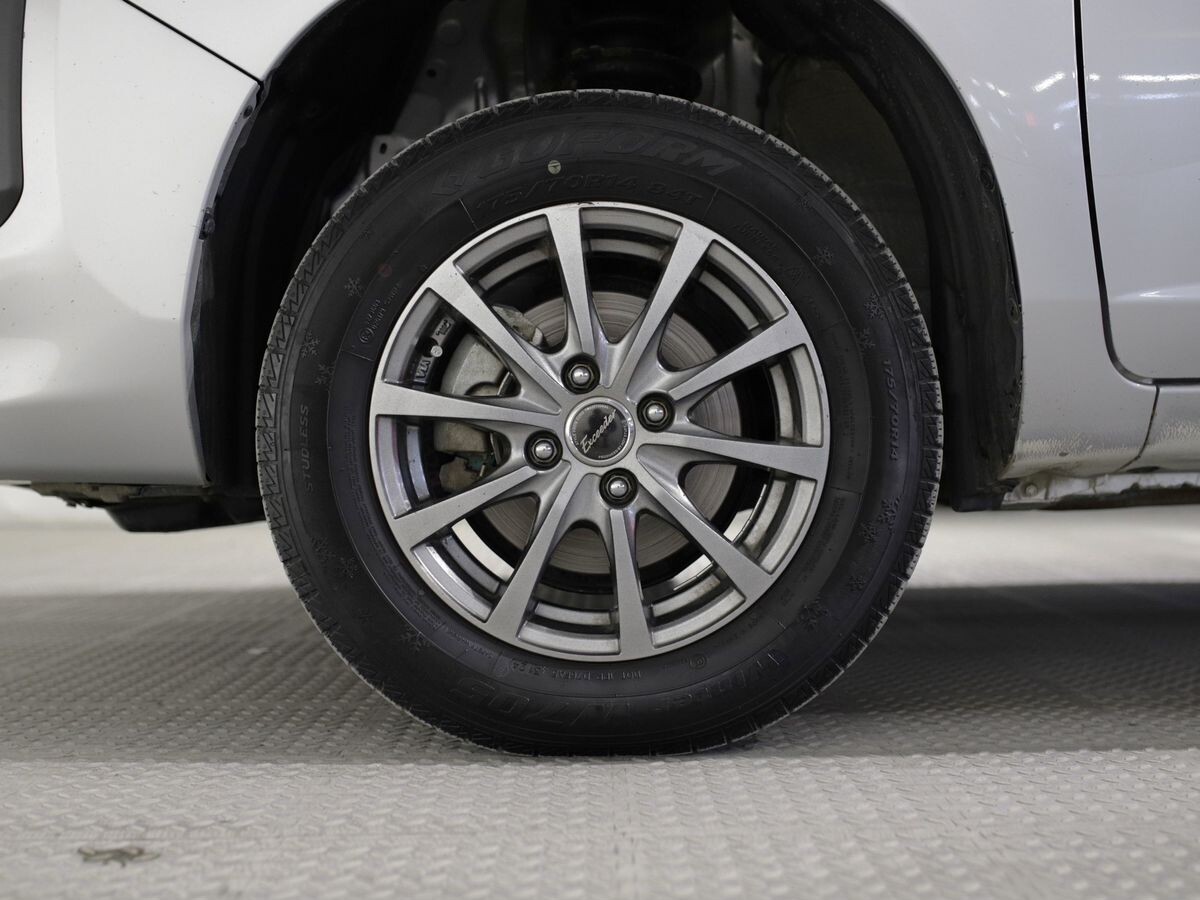 Toyota Probox 2018 - фото автомобиля