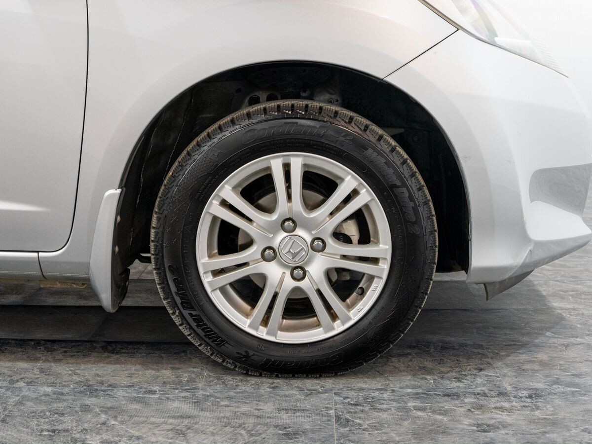 Honda Fit 2012 - фото автомобиля