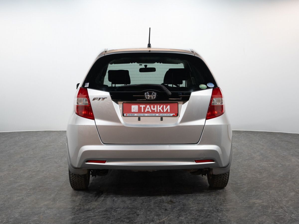 Honda Fit 2012 - фото автомобиля