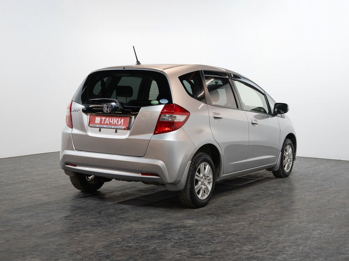 Honda Fit 2012 - фото автомобиля