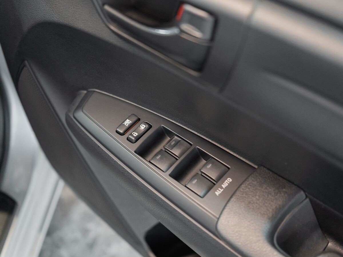 Toyota Corolla Axio 2017 - фото автомобиля