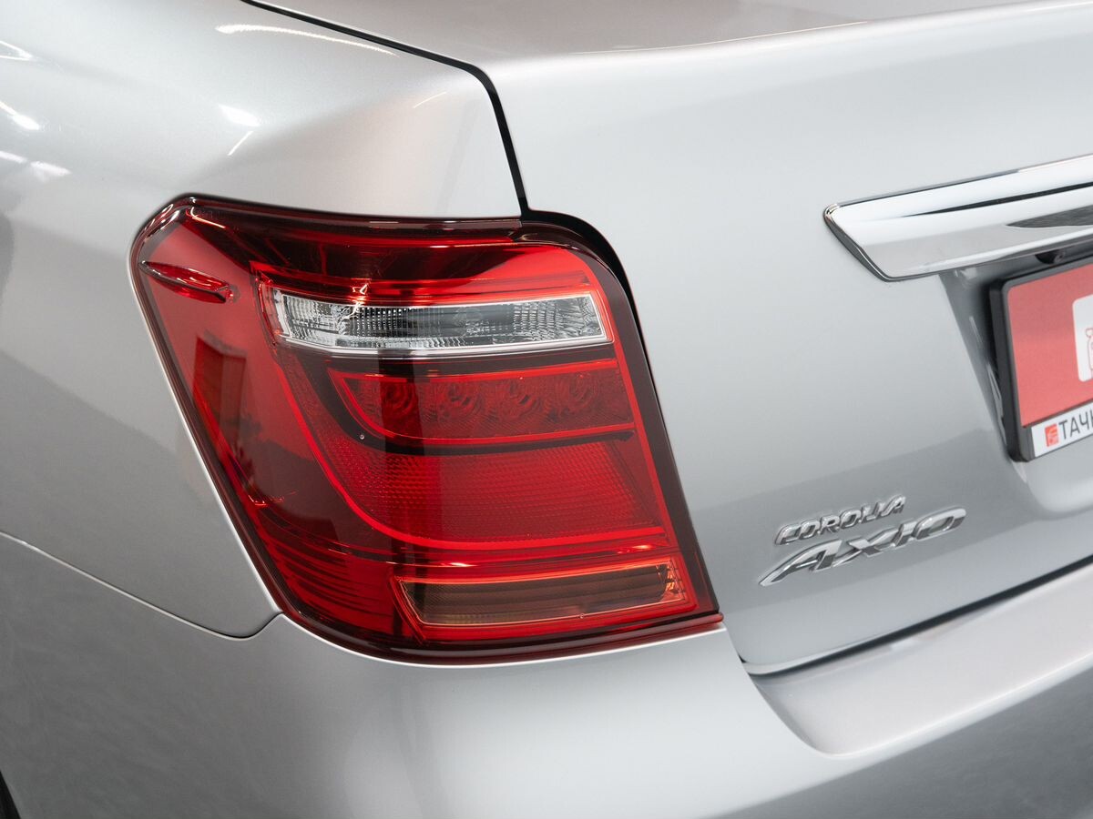 Toyota Corolla Axio 2017 - фото автомобиля