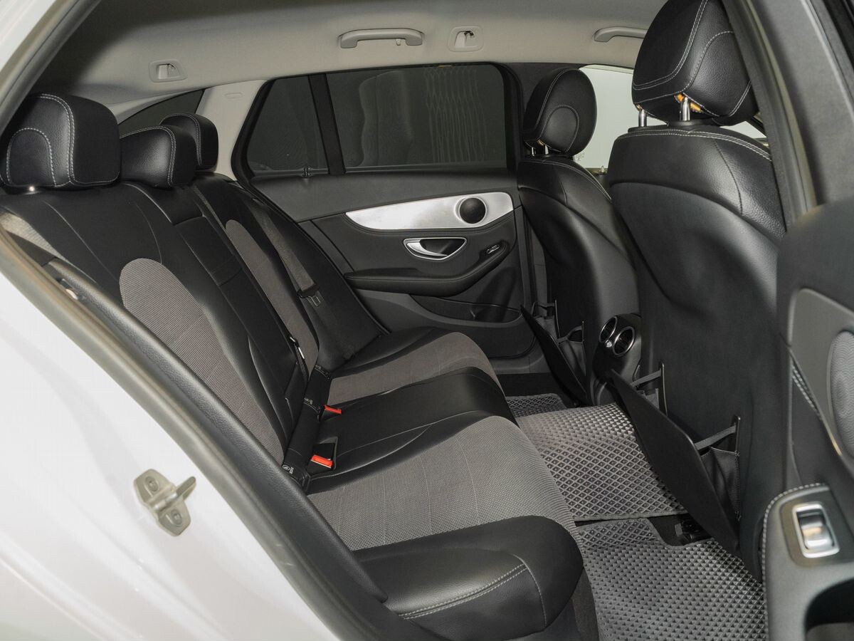 Mercedes-Benz C-Class 2014 - фото автомобиля