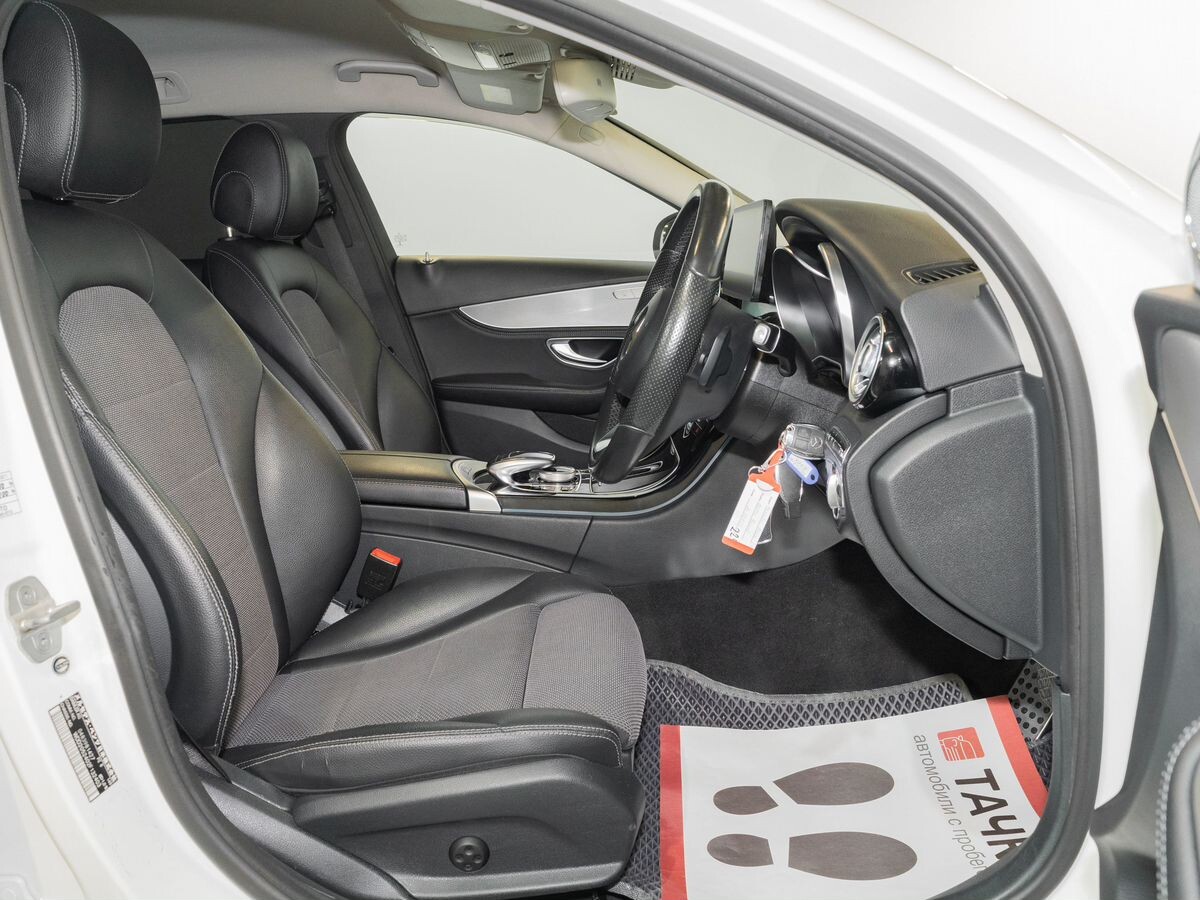 Mercedes-Benz C-Class 2014 - фото автомобиля