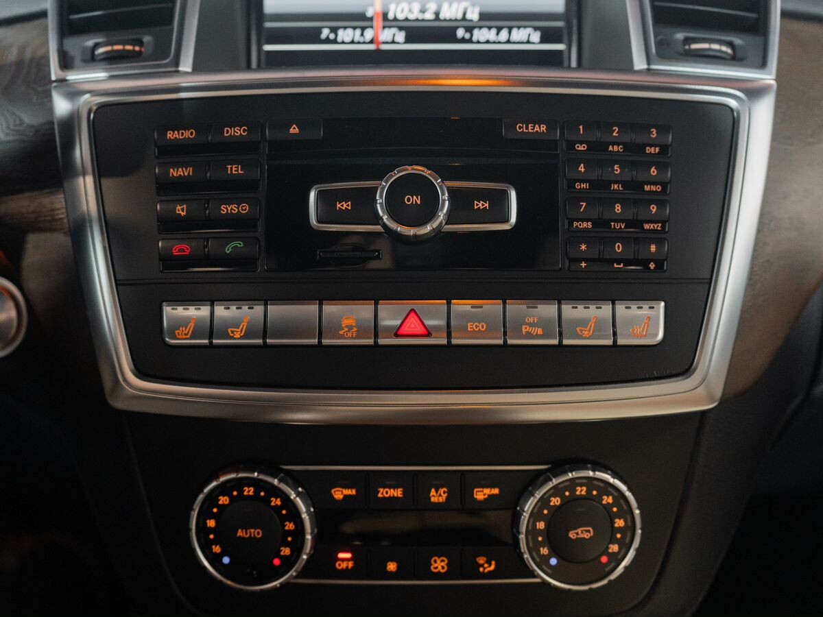 Mercedes-Benz M-Class 2014 - фото автомобиля