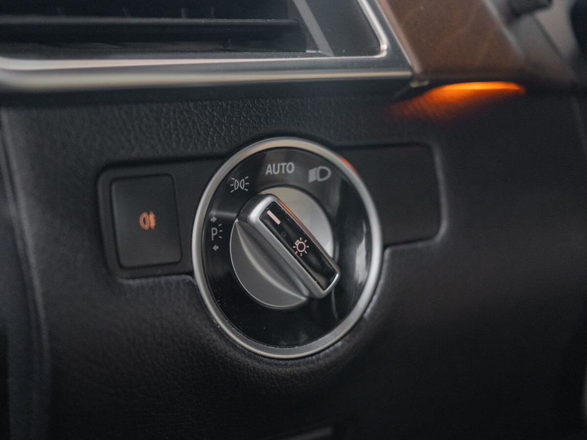 Mercedes-Benz M-Class 2014 - фото автомобиля