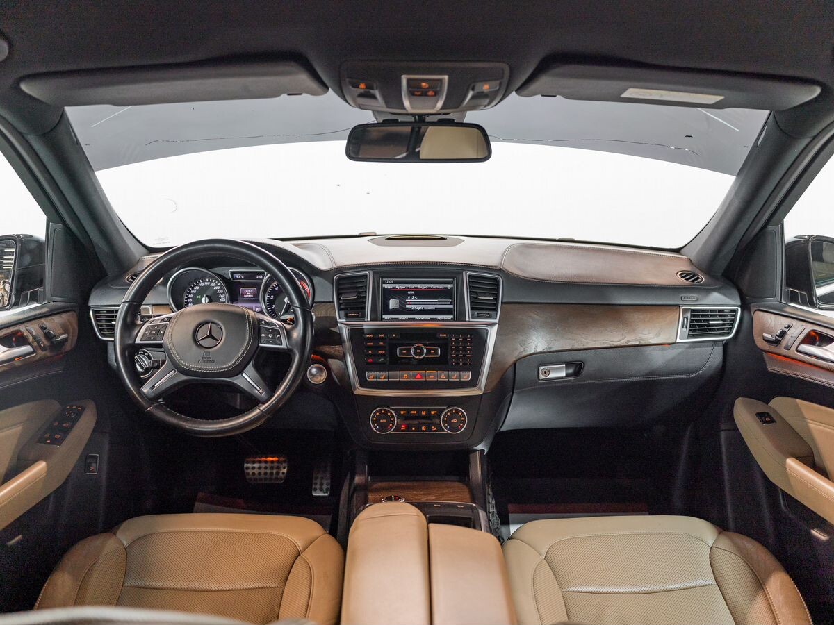 Mercedes-Benz M-Class 2014 - фото автомобиля