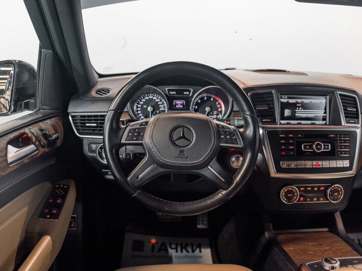 Mercedes-Benz M-Class 2014 - фото автомобиля