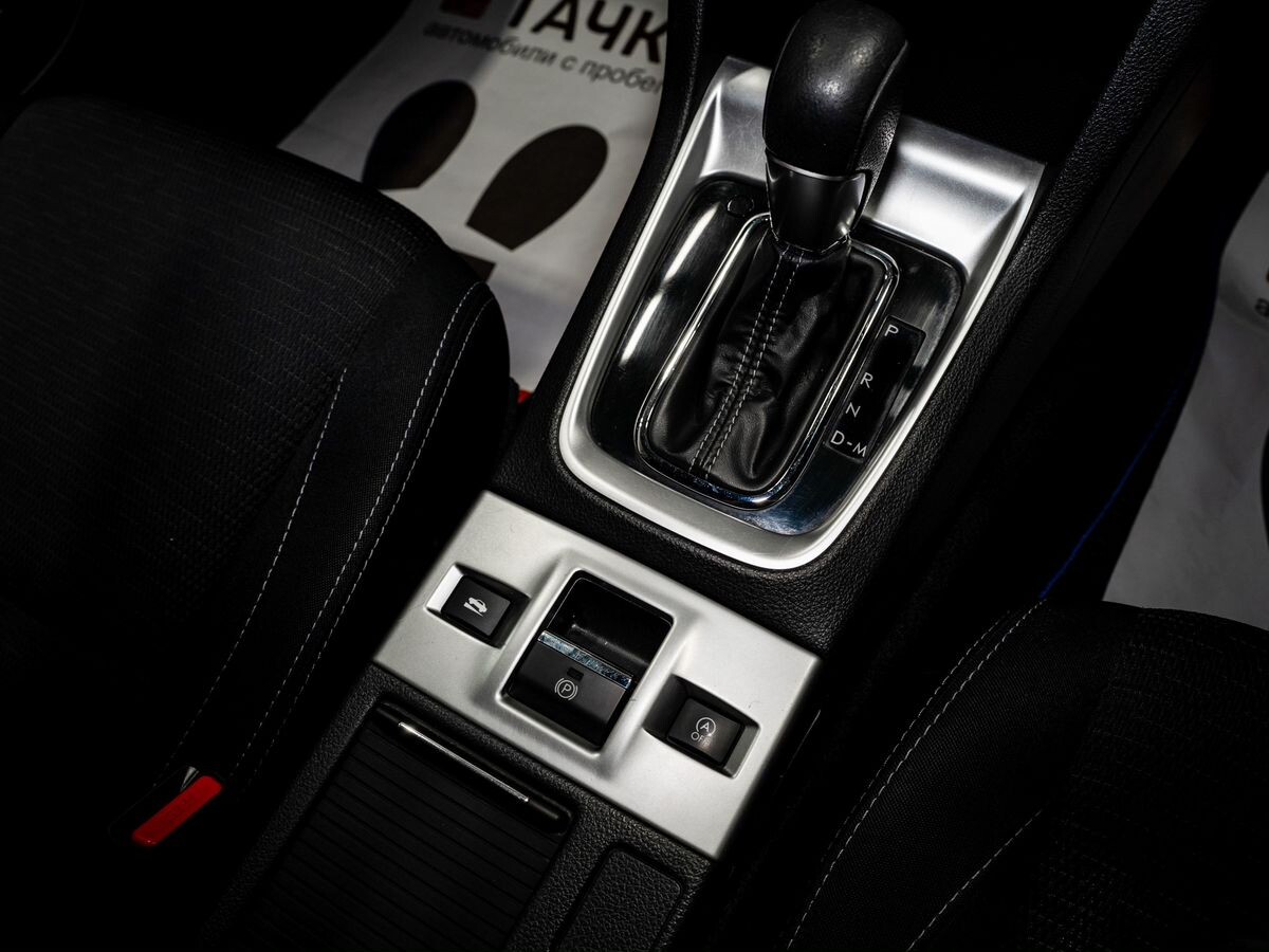 Subaru Levorg 2015 - фото автомобиля