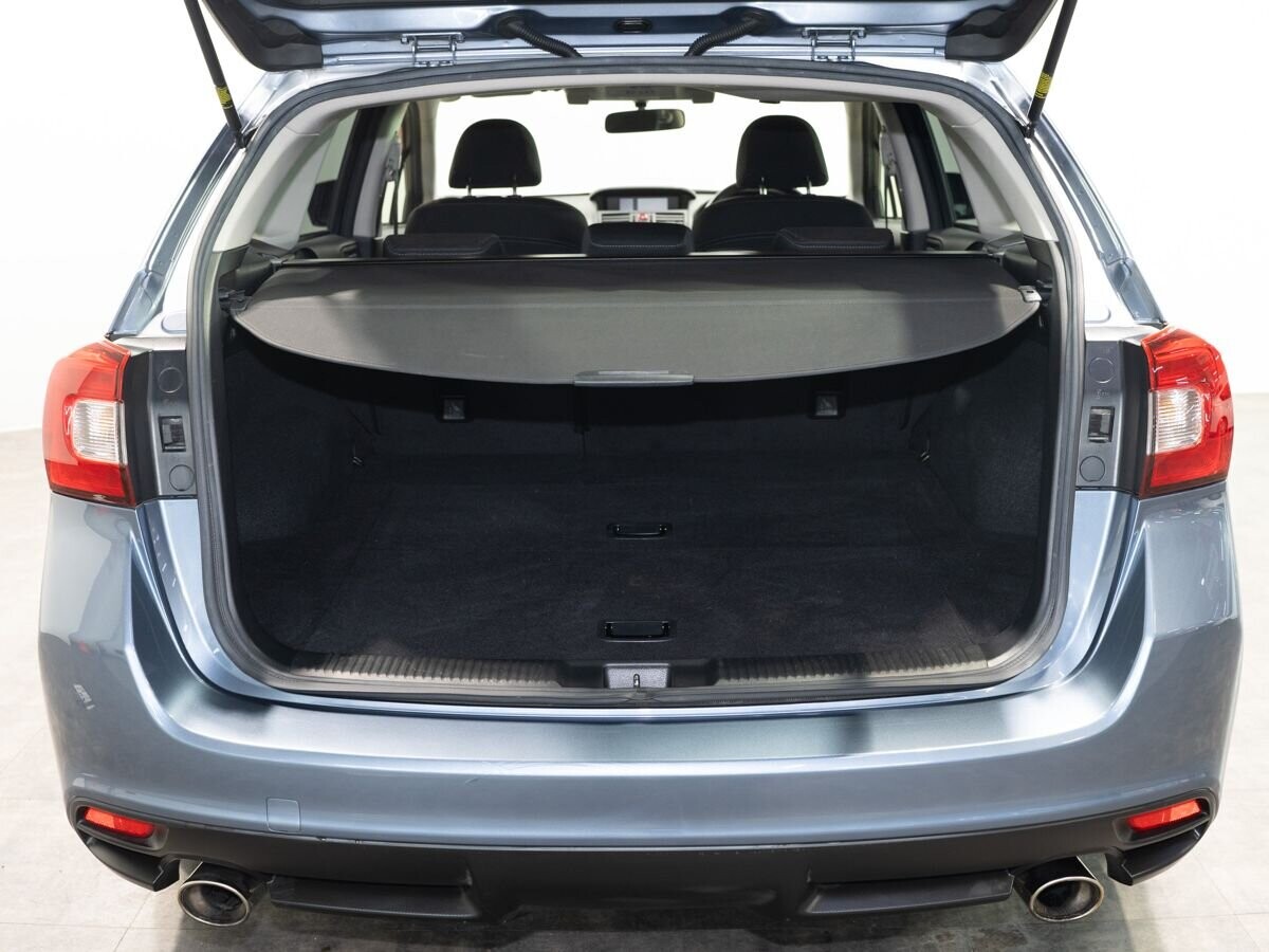 Subaru Levorg 2015 - фото автомобиля