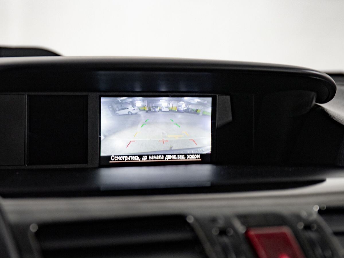 Subaru Forester 2013 - фото автомобиля