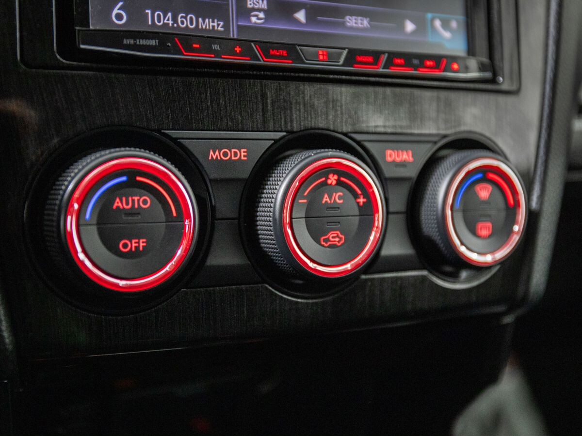 Subaru Forester 2013 - фото автомобиля