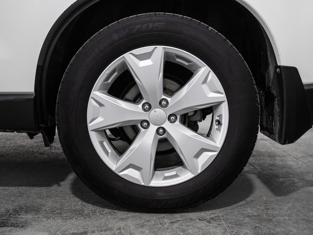 Subaru Forester 2013 - фото автомобиля