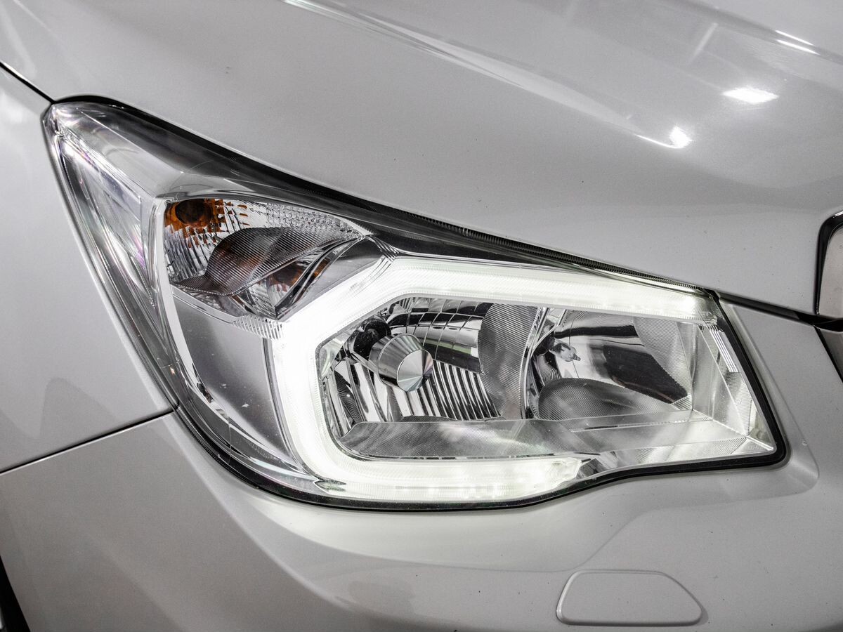 Subaru Forester 2013 - фото автомобиля