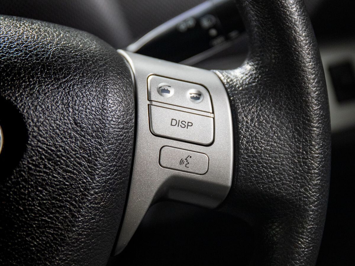 Toyota Corolla Rumion 2010 - фото автомобиля