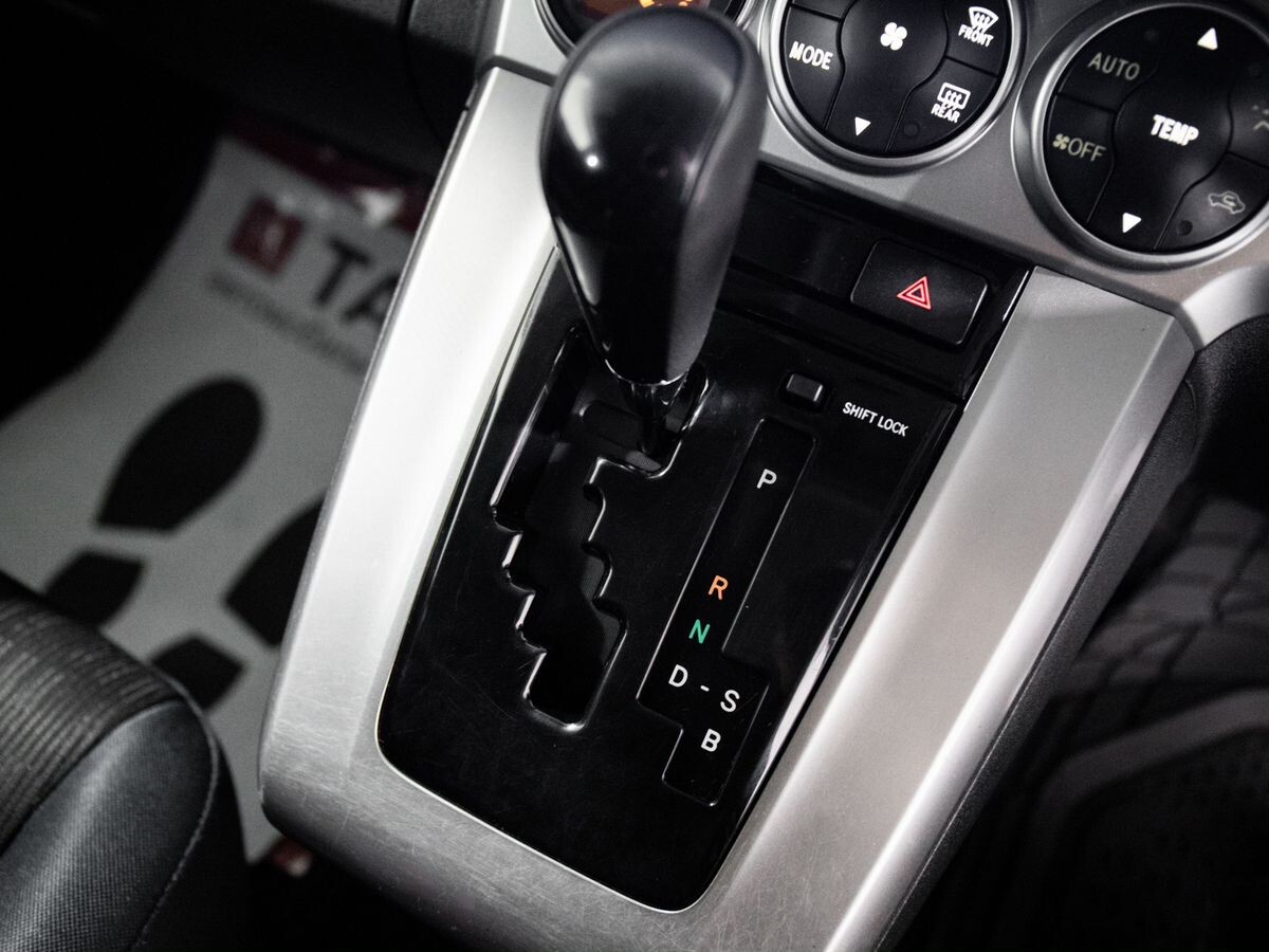 Toyota Corolla Rumion 2010 - фото автомобиля