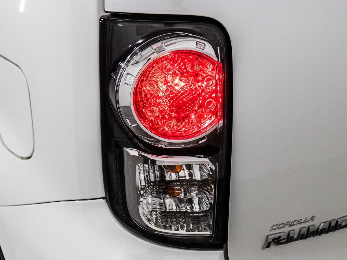 Toyota Corolla Rumion 2010 - фото автомобиля