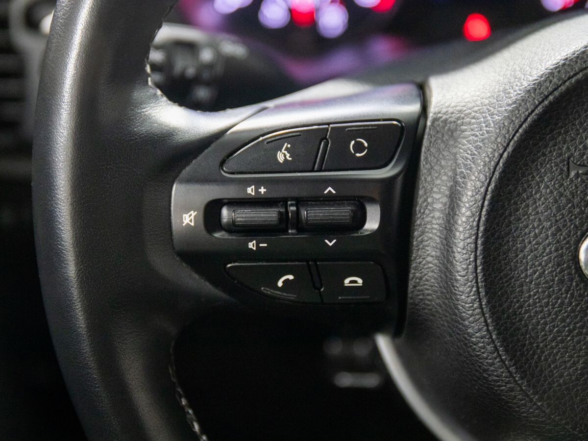 Kia Rio X (X-Line) 2020 - фото автомобиля