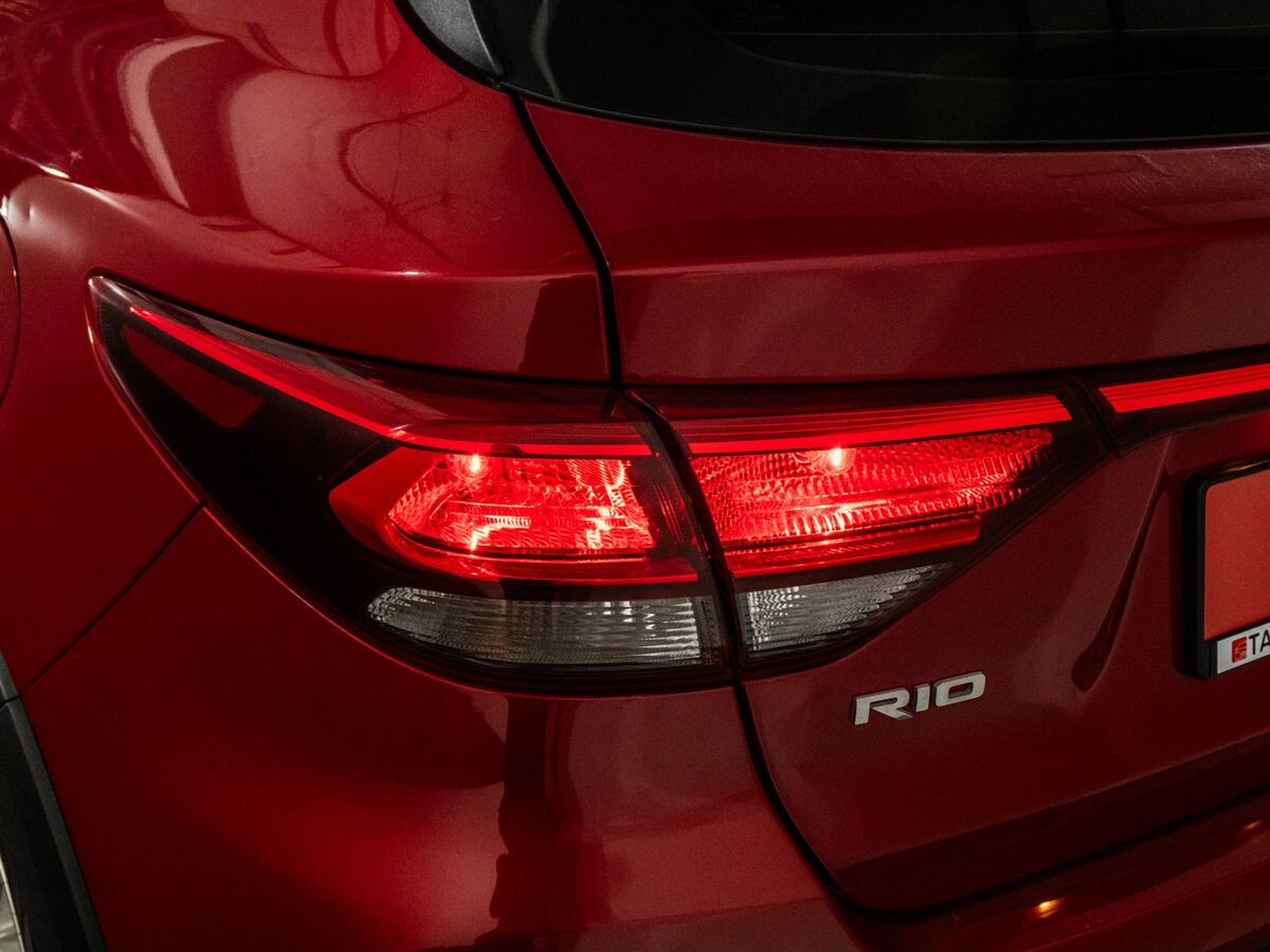 Kia Rio X (X-Line) 2020 - фото автомобиля