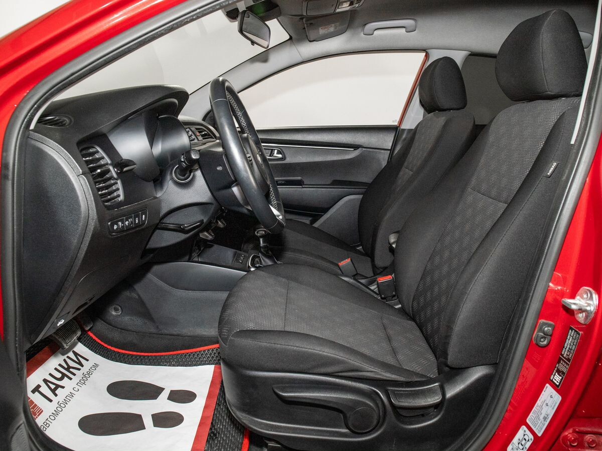 Kia Rio X (X-Line) 2020 - фото автомобиля