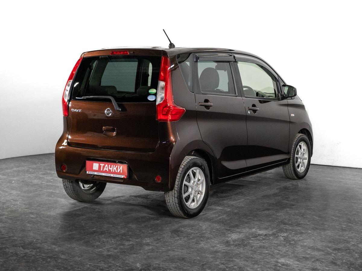 Nissan DAYZ 2017 - фото автомобиля