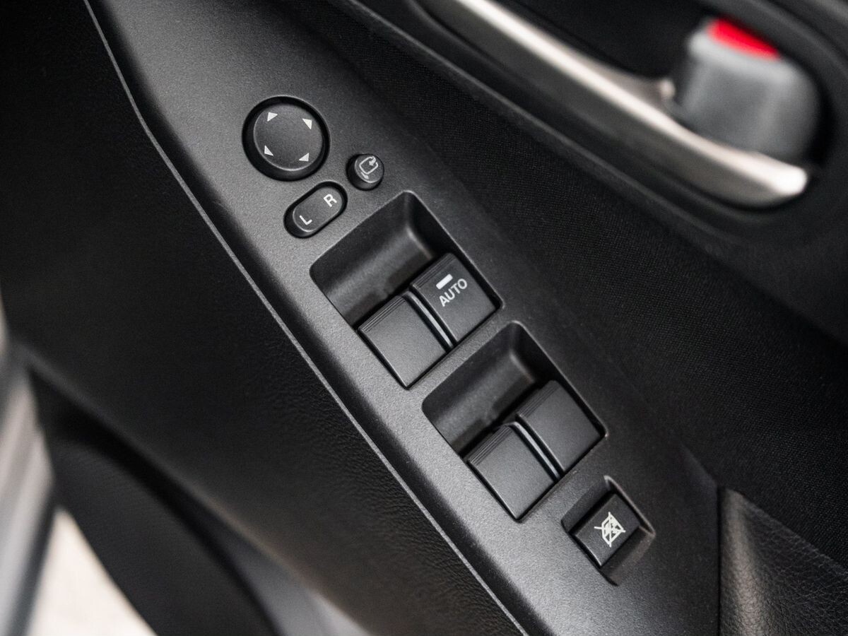 Mazda Axela 2011 - фото автомобиля