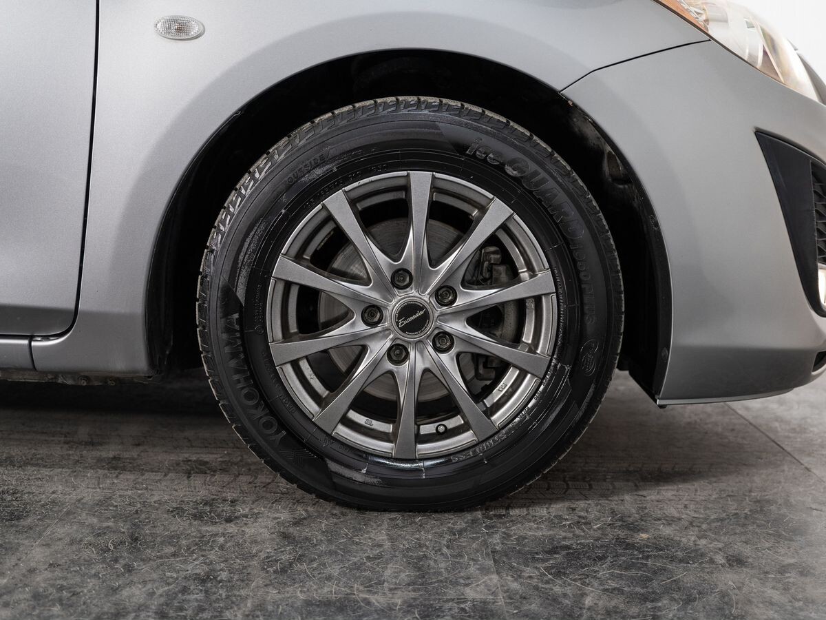 Mazda Axela 2011 - фото автомобиля