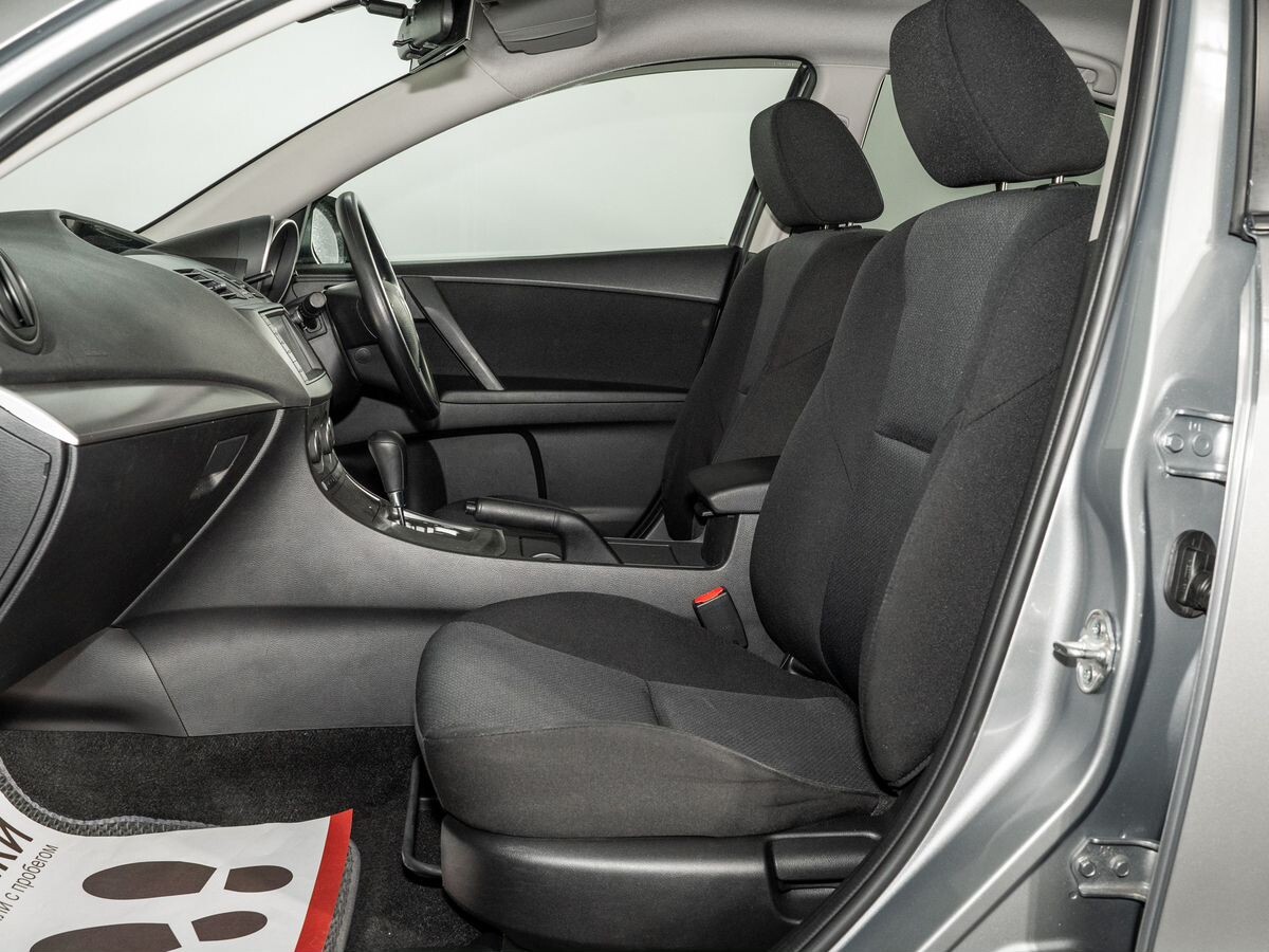 Mazda Axela 2011 - фото автомобиля