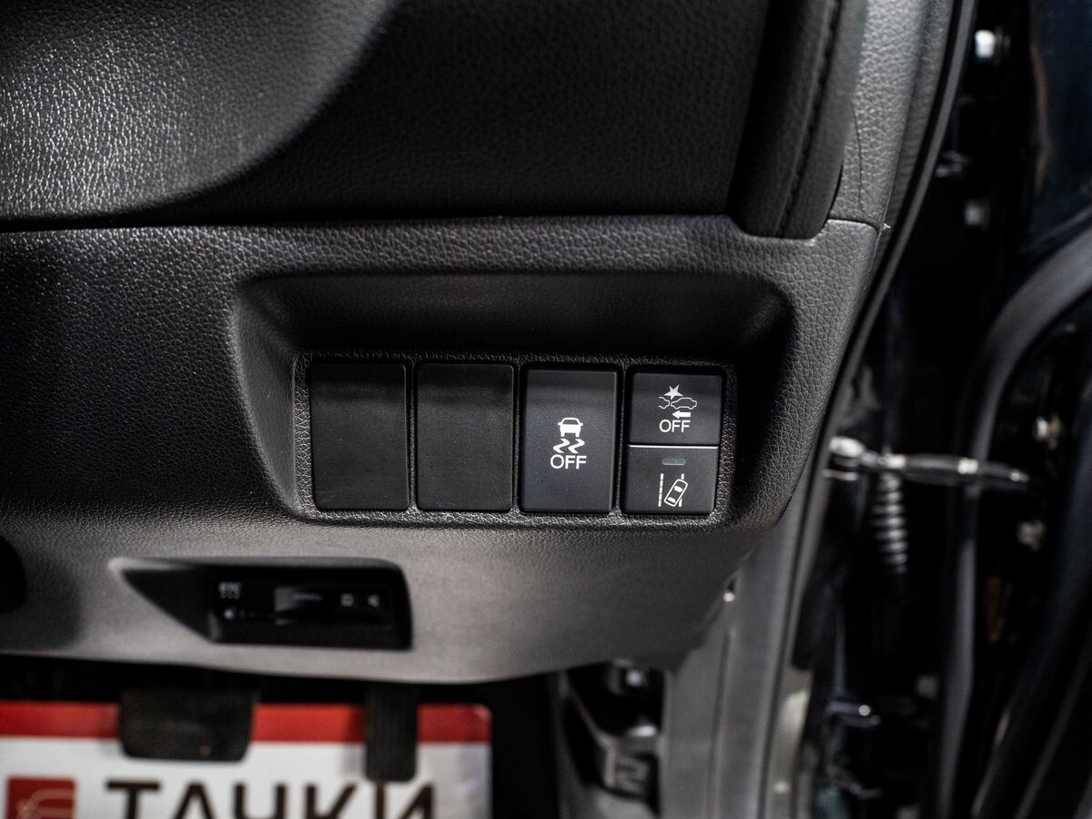 Honda Shuttle 2019 - фото автомобиля